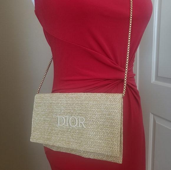 Brand new authentic Dior raffia wicker summer pouch from Dior Beauty - Picture 10 of 17